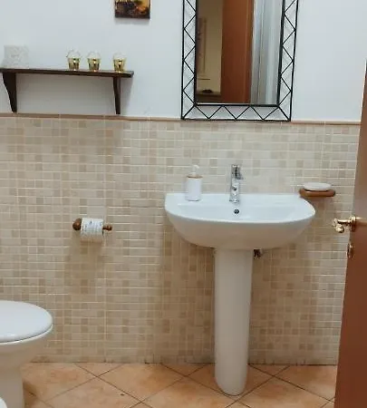Le Stanze Di Ruggero Guest house