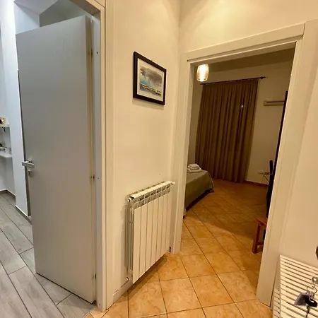 Guest house Le Stanze Di Ruggero 2*